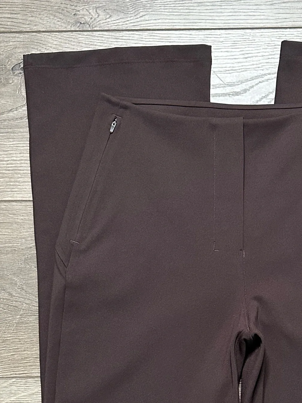Lululemon 31” Smooth Fit Pull-On High-Rise Trouser Pants Espresso Brown Size 4